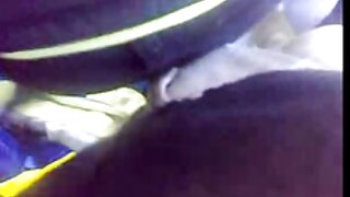 Blond kinnisvaramaakler seksib kiimas kiimaga